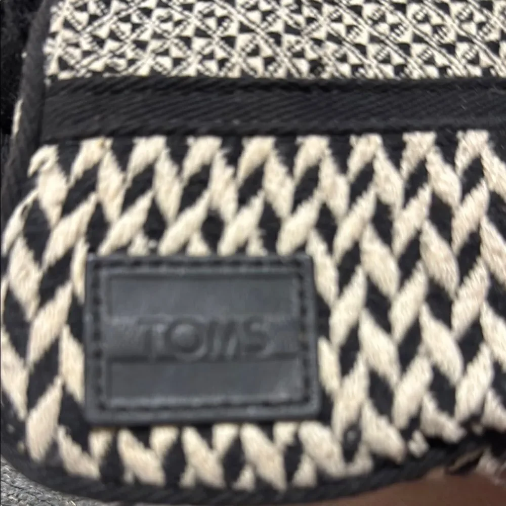 Toms Stylish Black and White Women's Bag